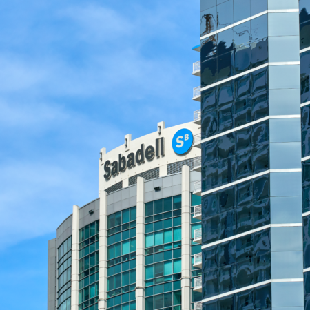 Sabadell Surpasses Market Expectations with New Guidance